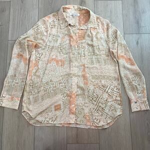 Rose & Olive Women’s Peach and Tan Button Down Blouse Size L